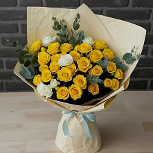 Букет цветов из:  Розы в Ялге