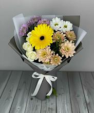 Букет цветов из:  Розы, Герберы и Хризантемы в Ялге