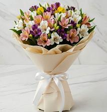 Букет цветов из:  Альстромерии в Ялге