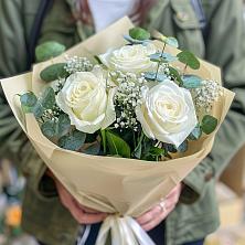Букет цветов из:  Розы в Ялге