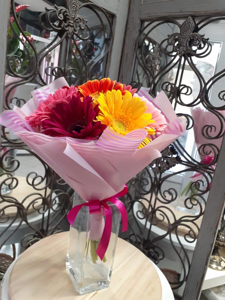 Букет цветов из: Герберы в Ялге