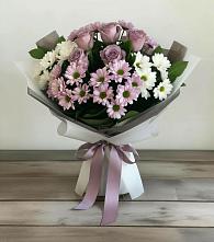 Букет цветов из:  Хризантемы и Розы в Ялге