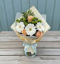 Букет цветов из:  Герберы, Розы и Хризантемы в Ялге