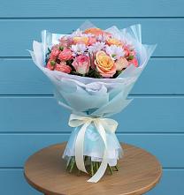 Букет цветов из:  Хризантемы и Розы в Ялге