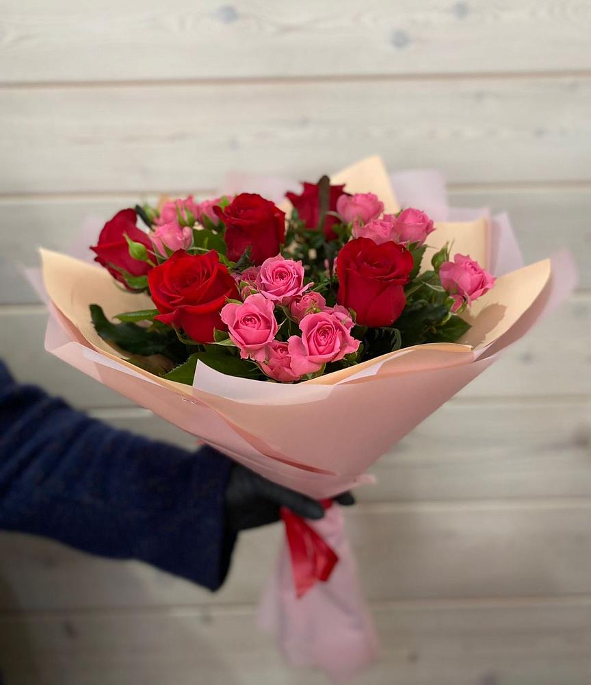 Букет цветов из: Розы в Ялге